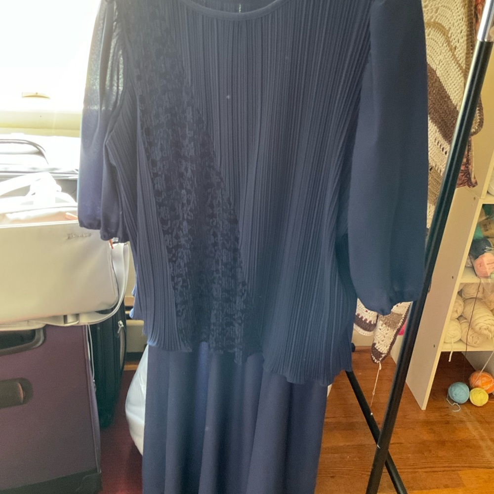 Clue ladies dress so 20
